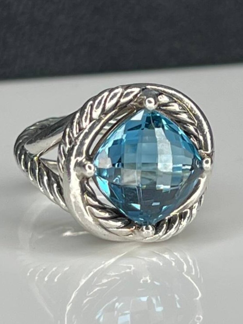 Authentic DAVID YURMAN blue topaz sterling silver cocktail infinity ring size 6